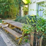 3Bdr Classy Mid-Century Ground-Level Forsyth